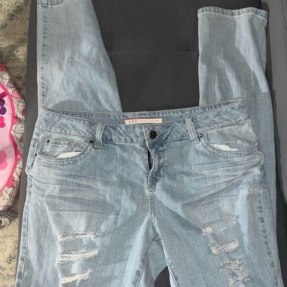 S&P FLARED RIPPED JEANS - Picture 3 of 4